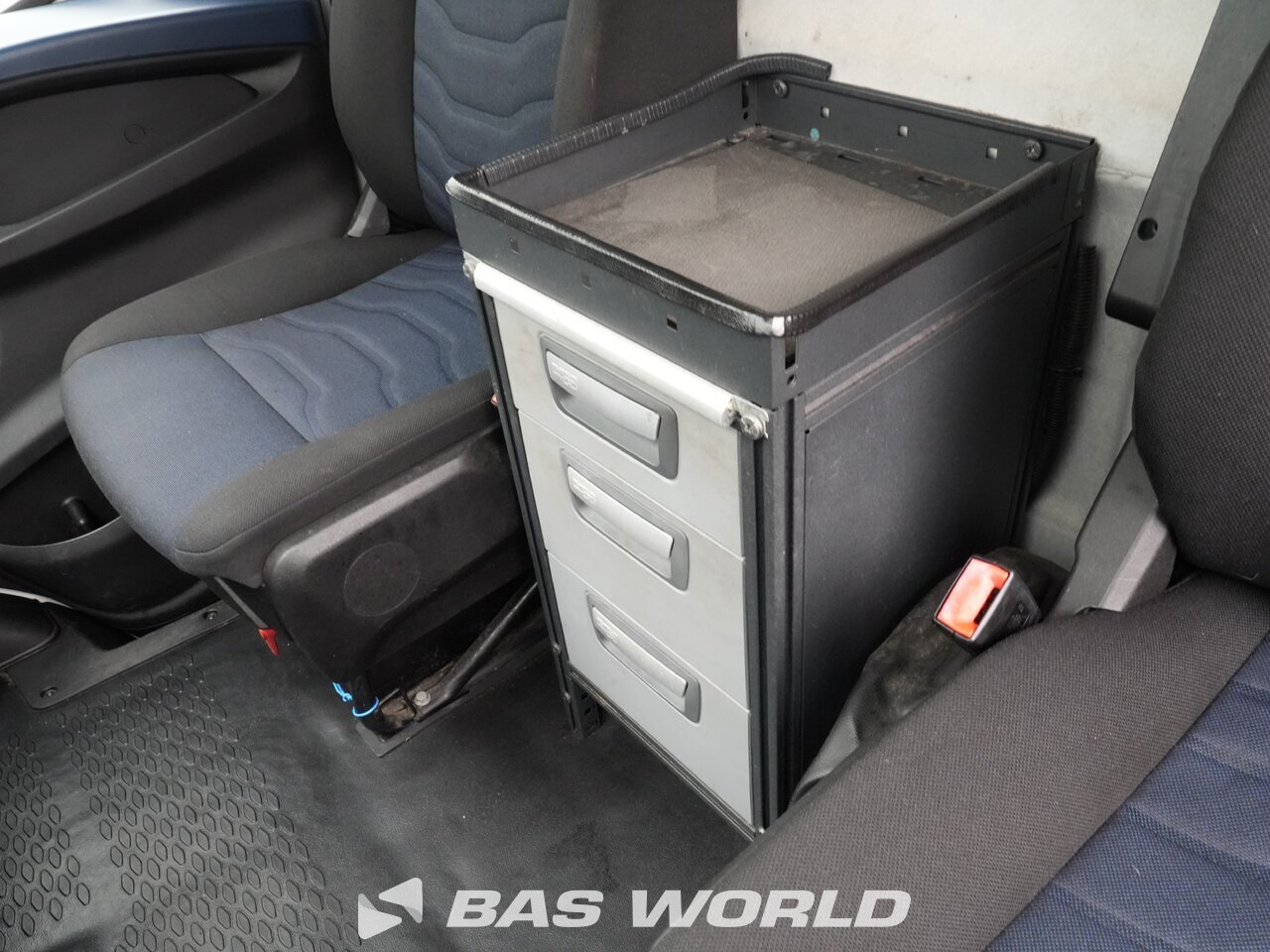 Other : Iveco Daily 35S16 Затворен ван
