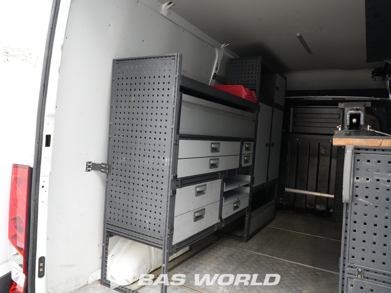 Other : Iveco Daily 35S16 Затворен ван