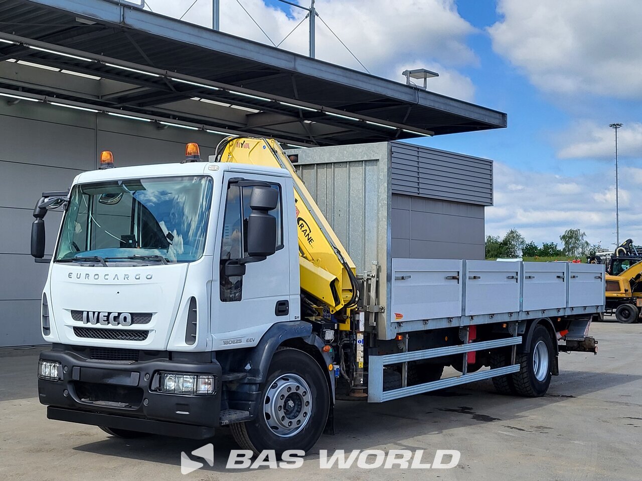 Other : Iveco Eurocargo 180E250 شاحنات مسطحة
