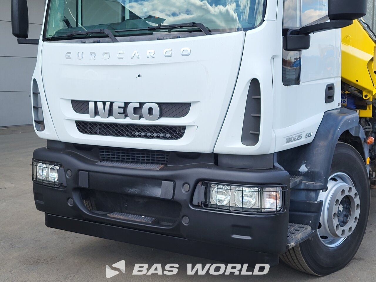 Other : Iveco Eurocargo 180E250 شاحنات مسطحة