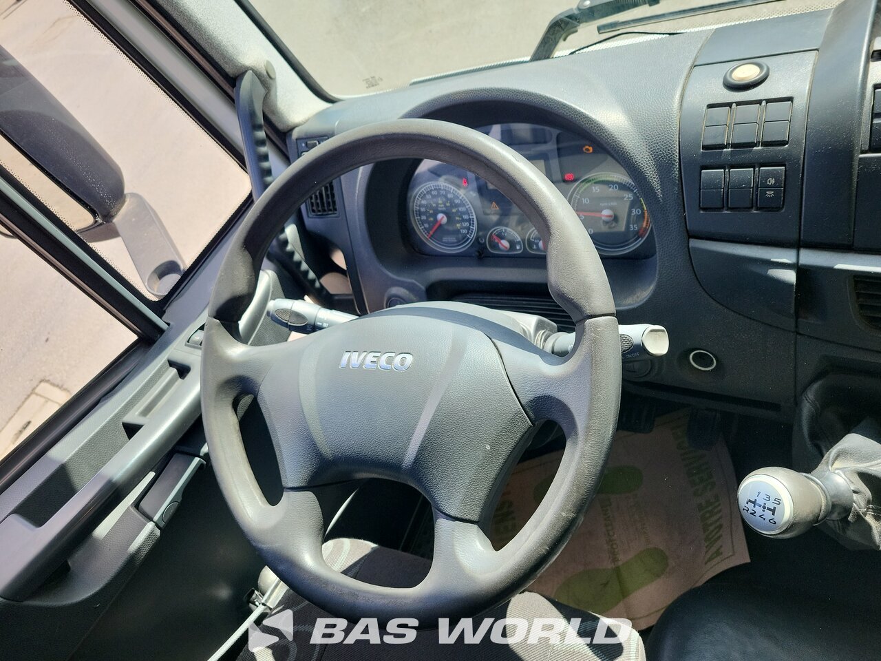 Other : Iveco Eurocargo 180E250 شاحنات مسطحة