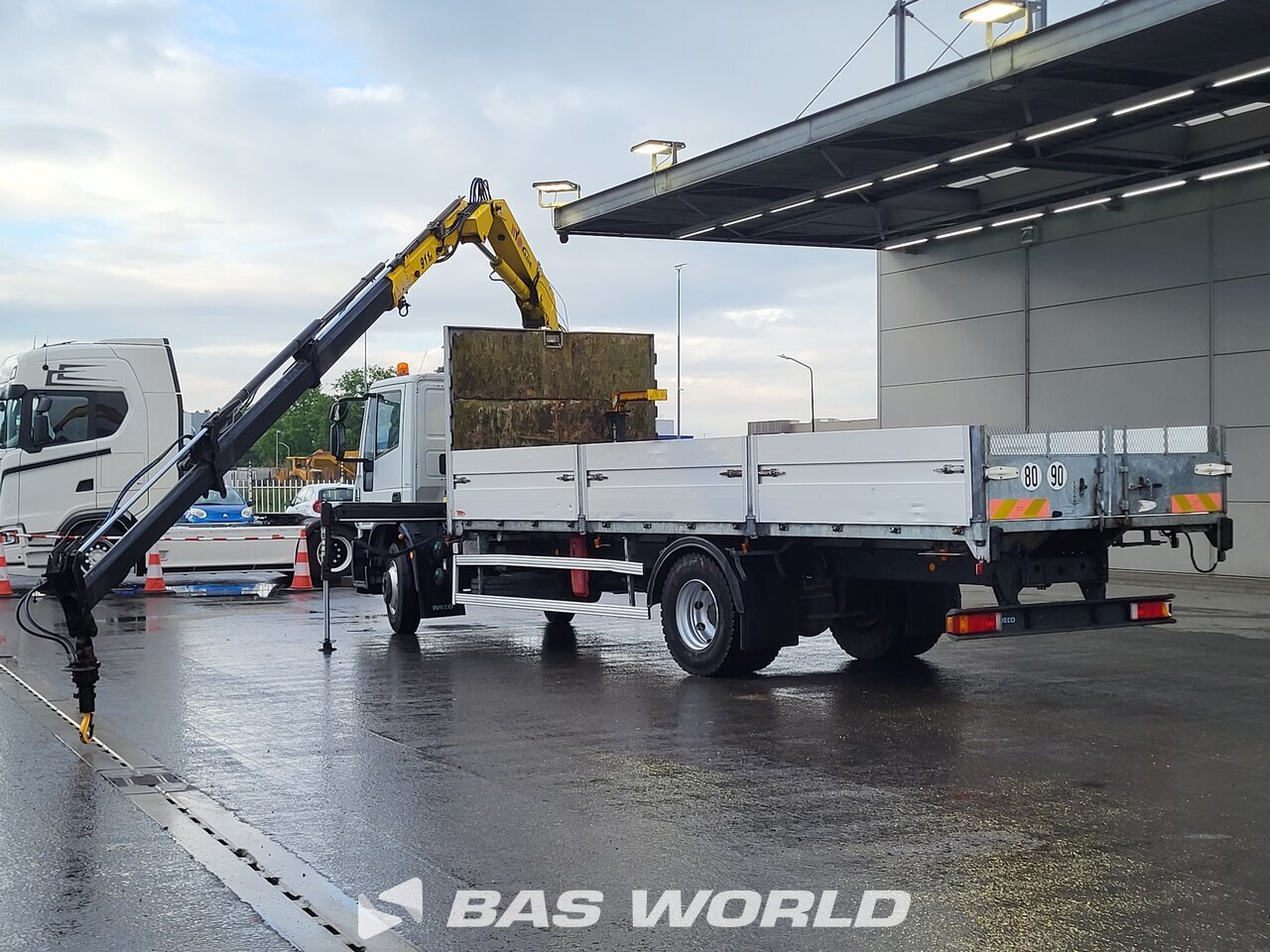 Other : Iveco Eurocargo 160E280 شاحنات مسطحة
