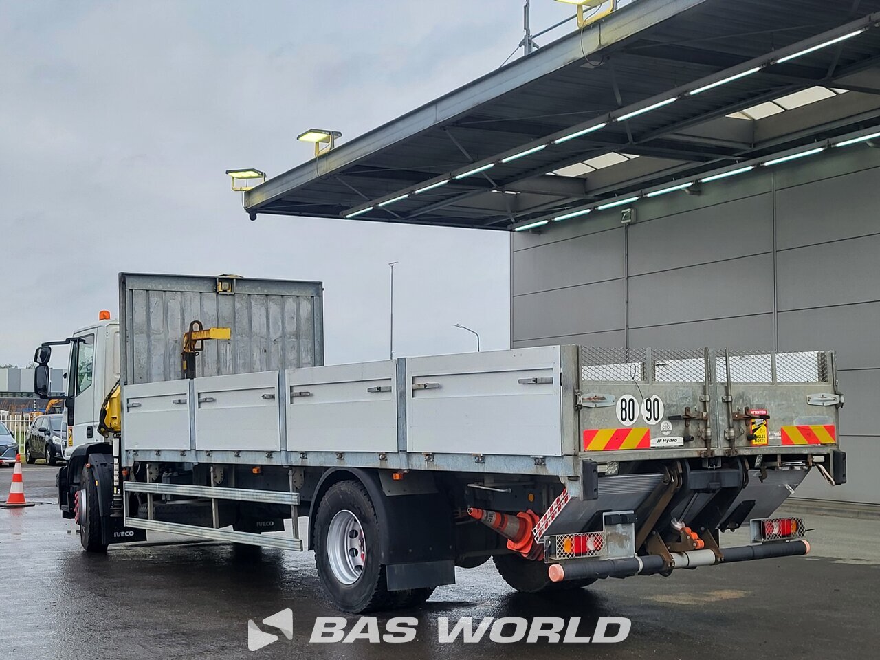 Other : Iveco Eurocargo 180E250 شاحنات مسطحة