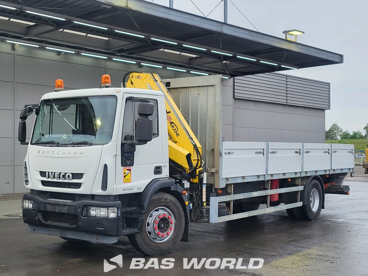 Other : Iveco Eurocargo 180E250 شاحنات مسطحة