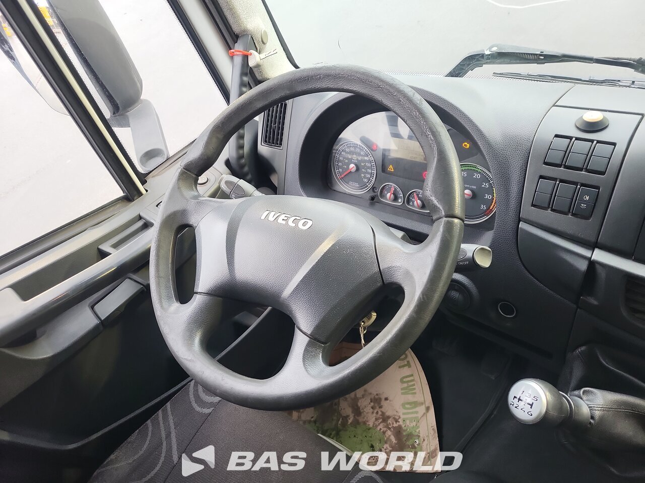 Other : Iveco Eurocargo 180E250 شاحنات مسطحة