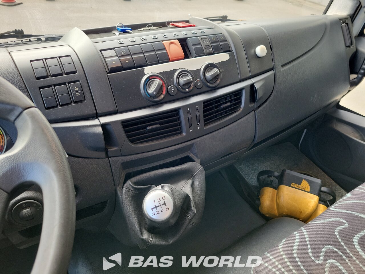 Other : Iveco Eurocargo 160E220 شاحنات مسطحة