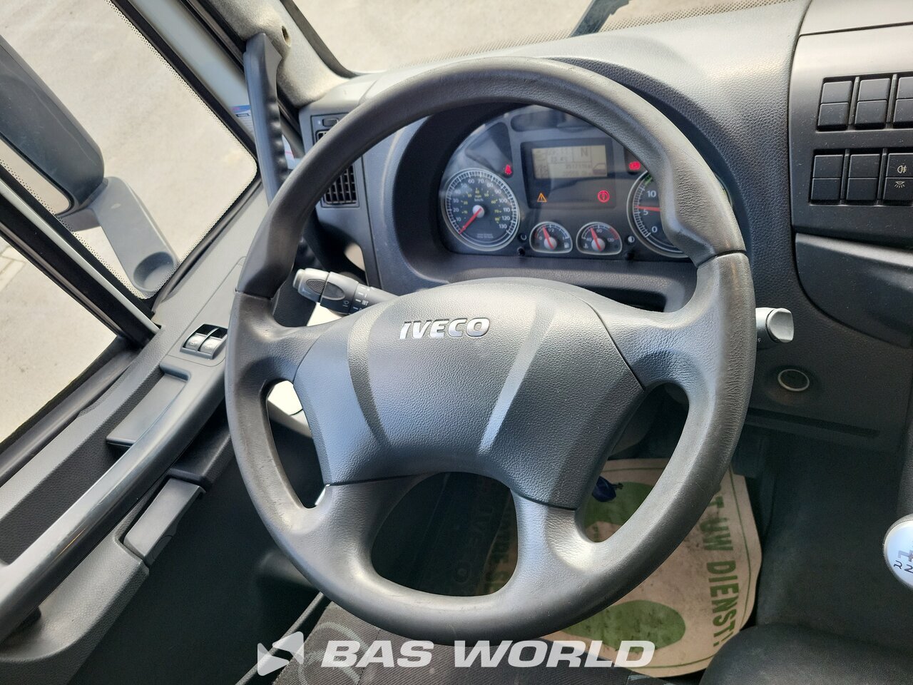 Other : Iveco Eurocargo 160E220 شاحنات مسطحة