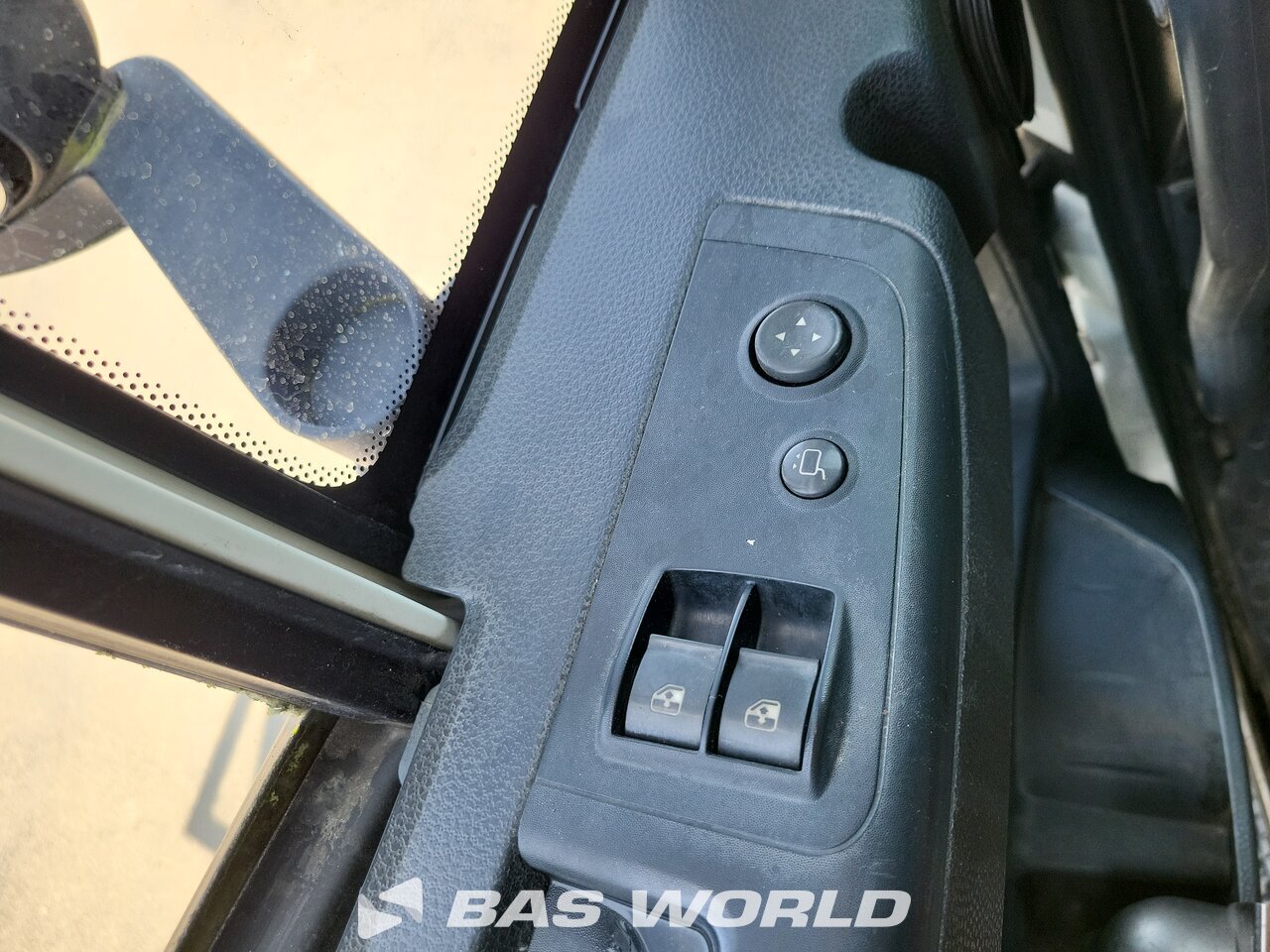 Other : Iveco Eurocargo 180E250 شاحنات مسطحة