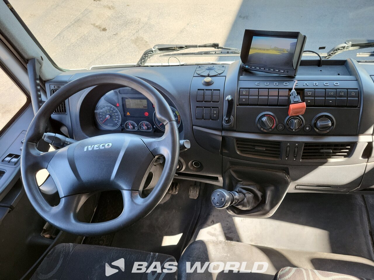 Other : Iveco Eurocargo 180E300 شاحنات مسطحة