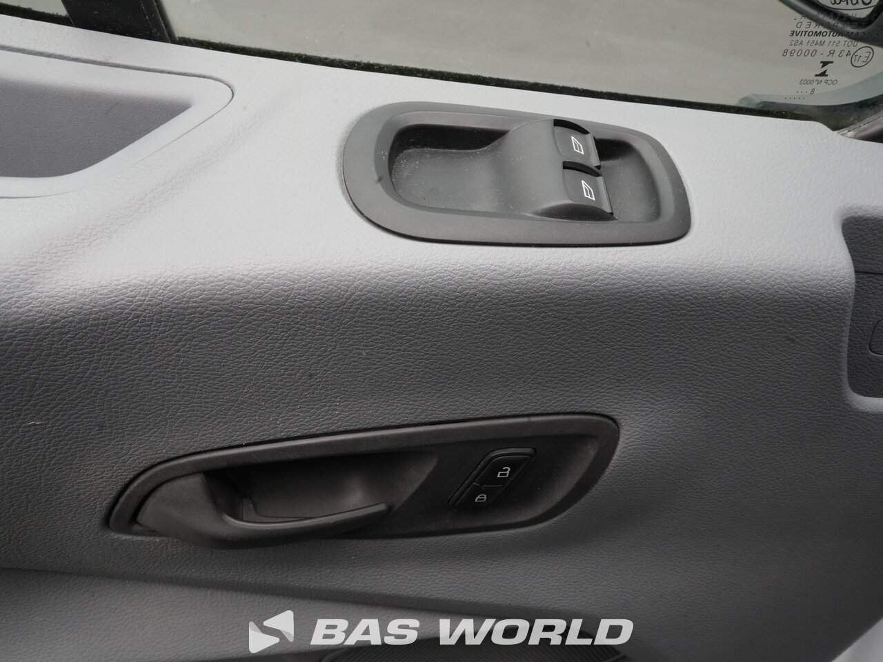 Other : Ford Transit 130pk Furgão