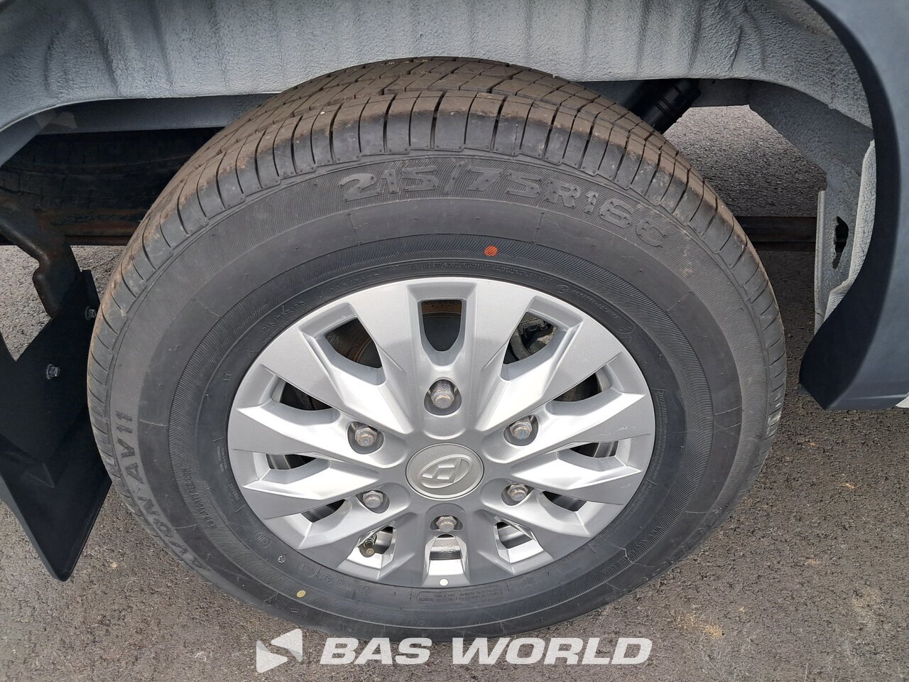 Other : Maxus eDeliver 9 Closed box van