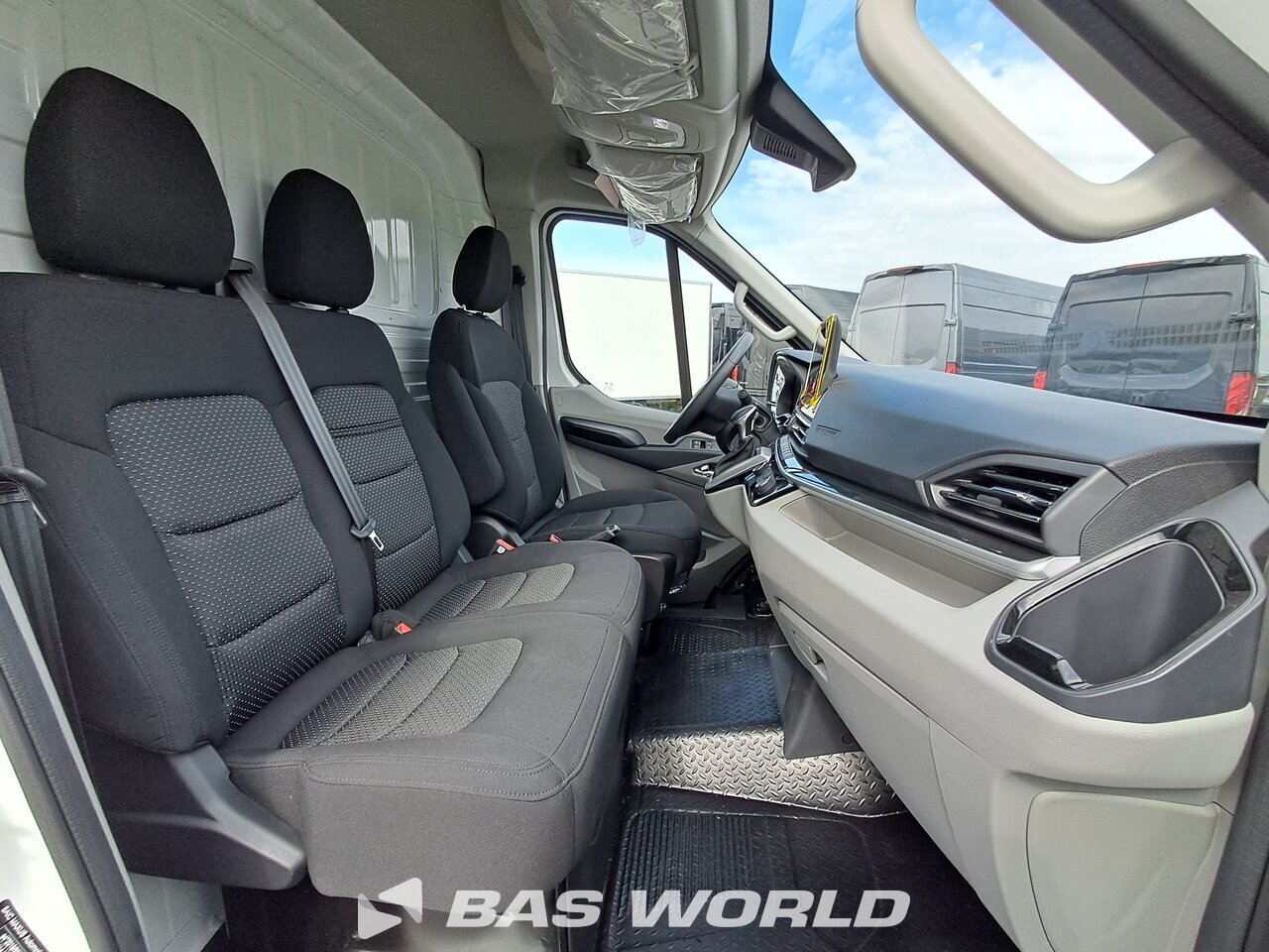 Other : Maxus eDeliver 9 Closed box van