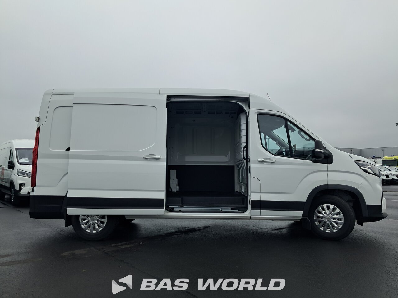 Other : Maxus eDeliver 9 Closed box van