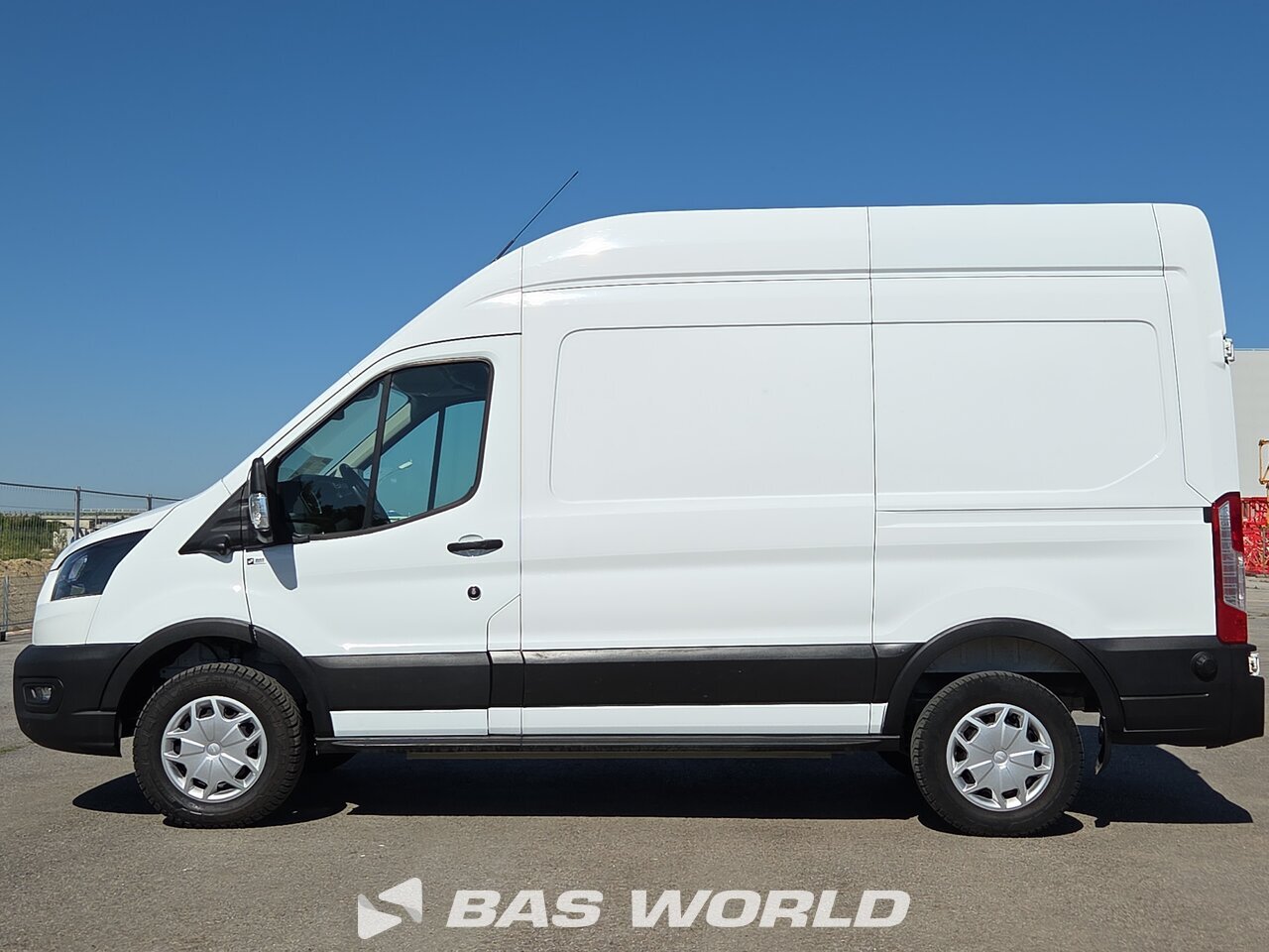 Other : Ford Transit 185pk Furgão