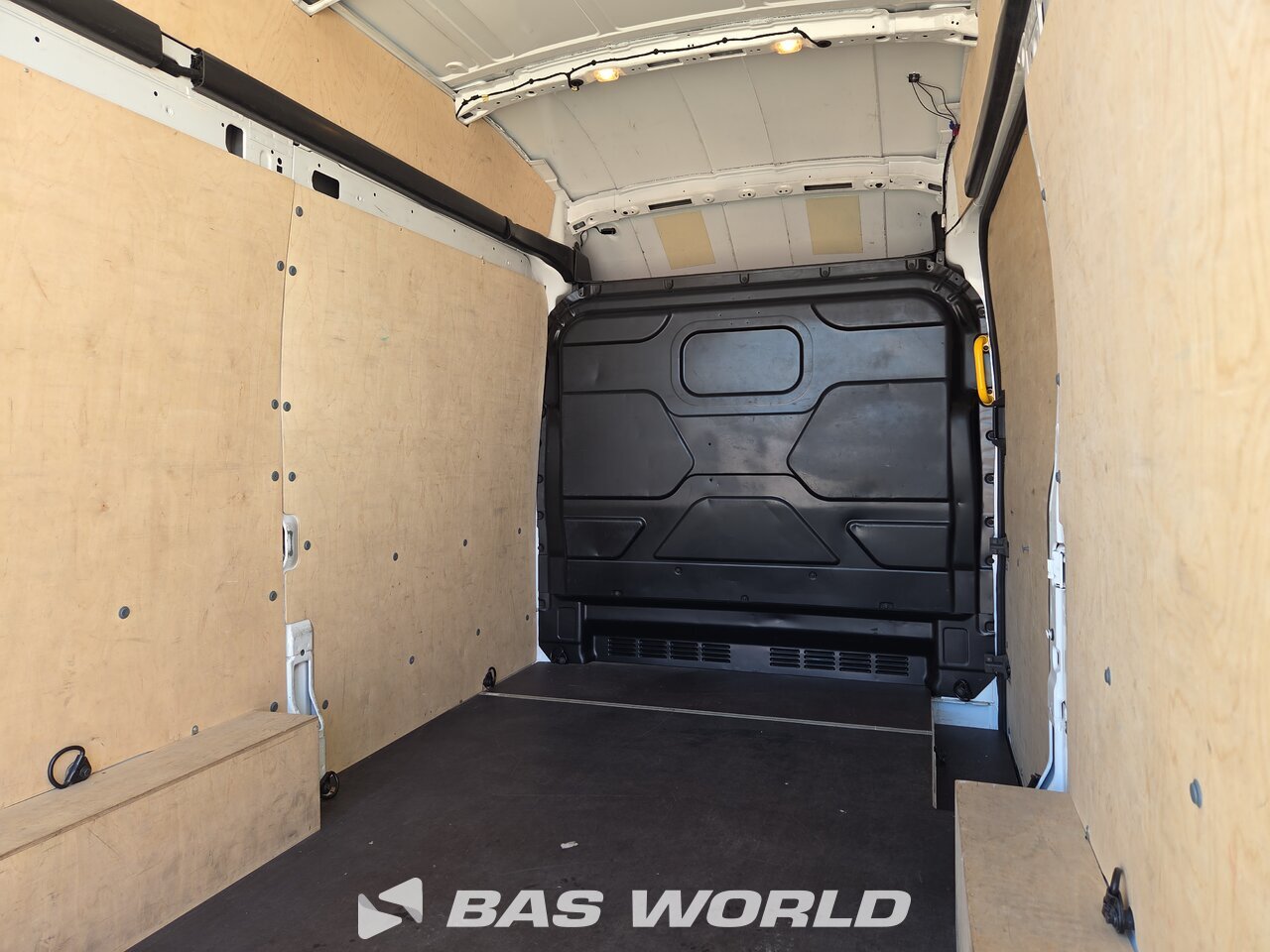Other : Ford Transit 185pk Furgão