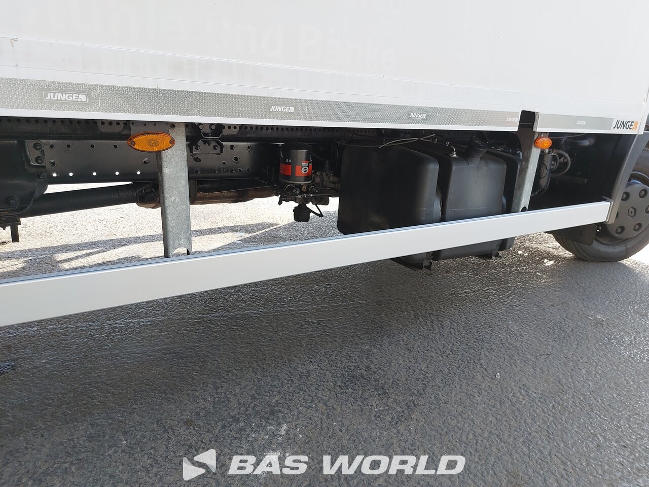 Other : Renault D 180 Kofferaufbauten