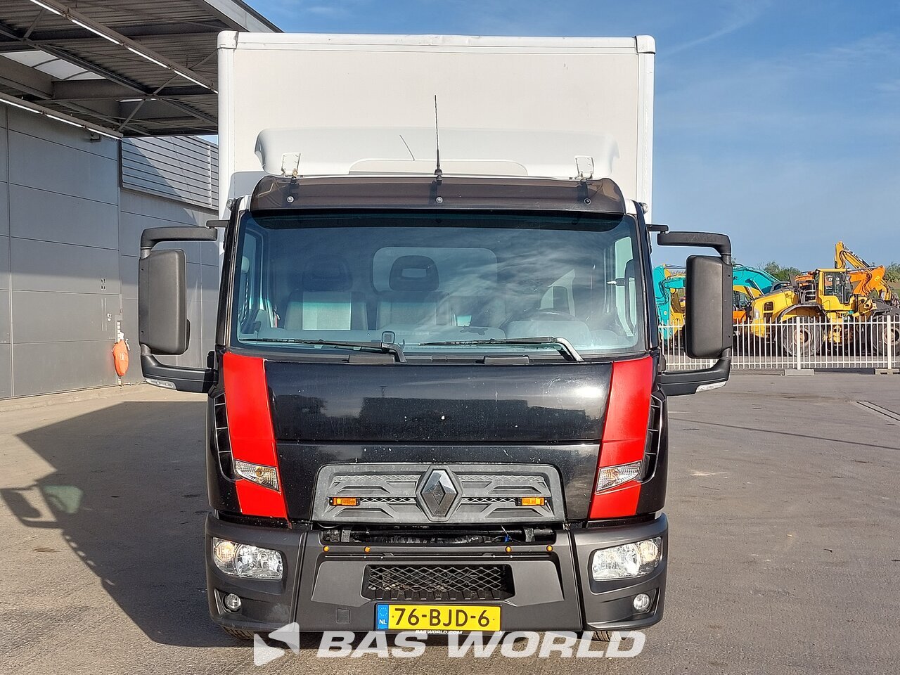 Other : Renault D 180 Kofferaufbauten