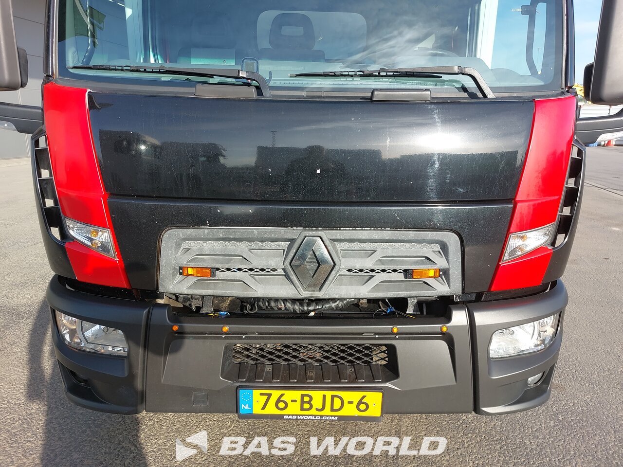 Other : Renault D 180 Kofferaufbauten