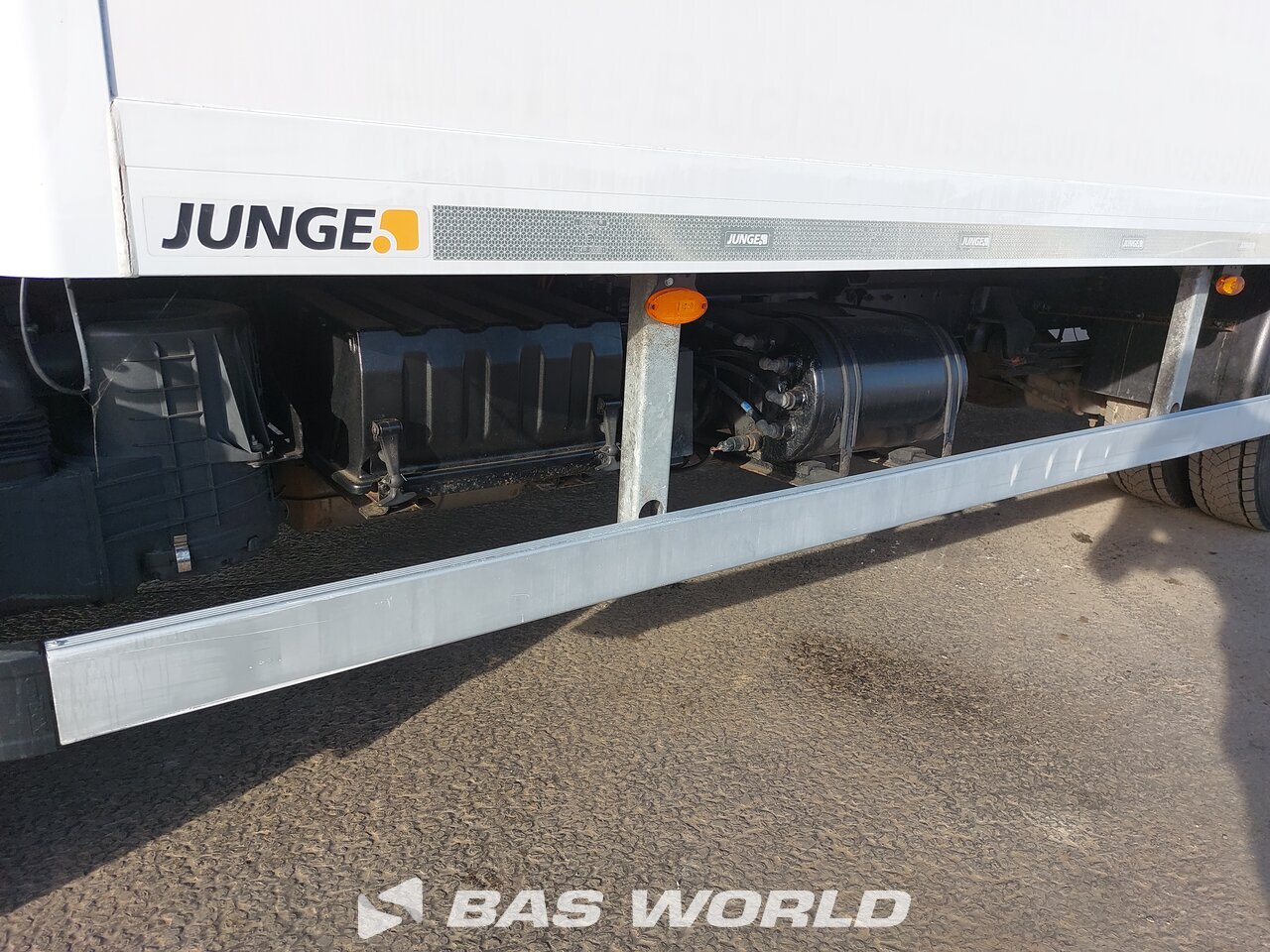 Other : Renault D 180 Kofferaufbauten