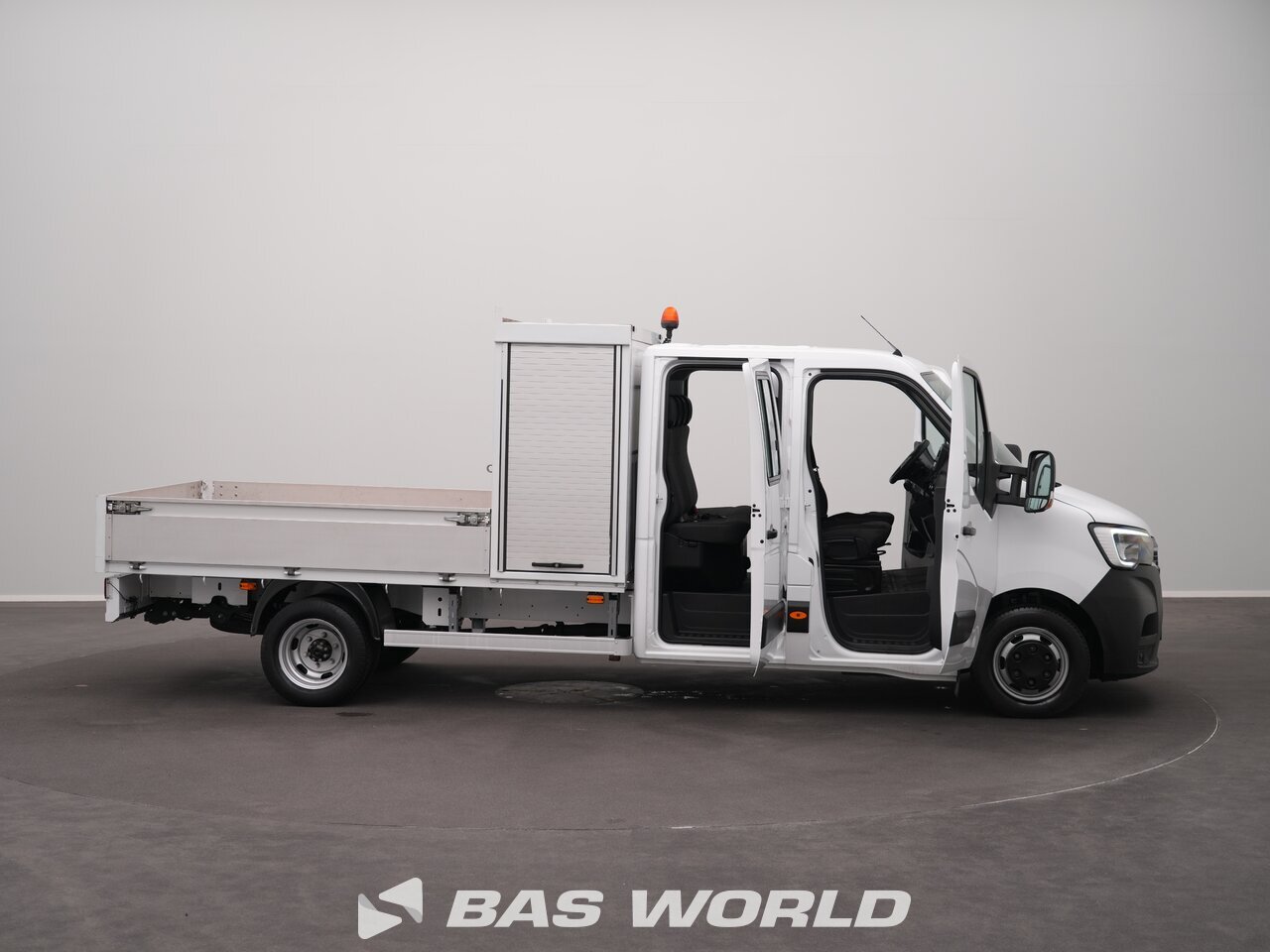 Other : Renault Master 145PK Open