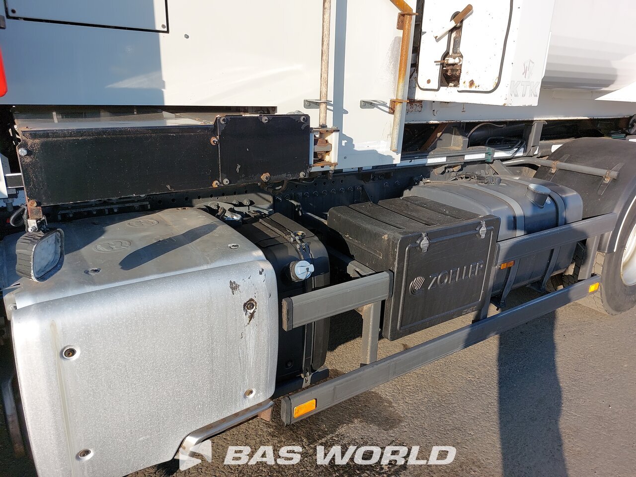 Other : DAF CF 300 شاحنة القمامة