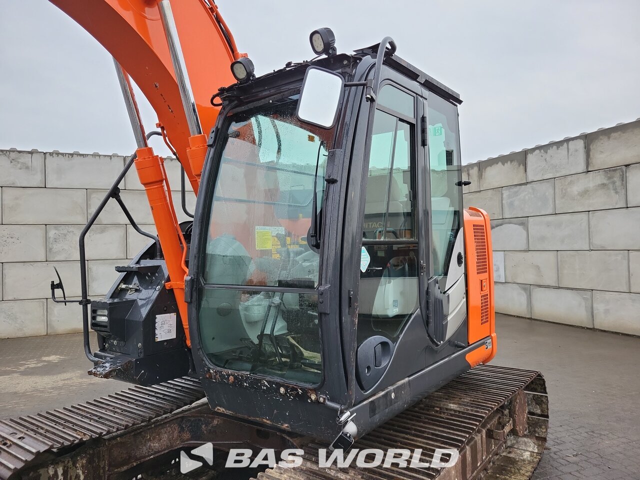 Other : Hitachi ZX135 US-6 Excavadora de cadenas