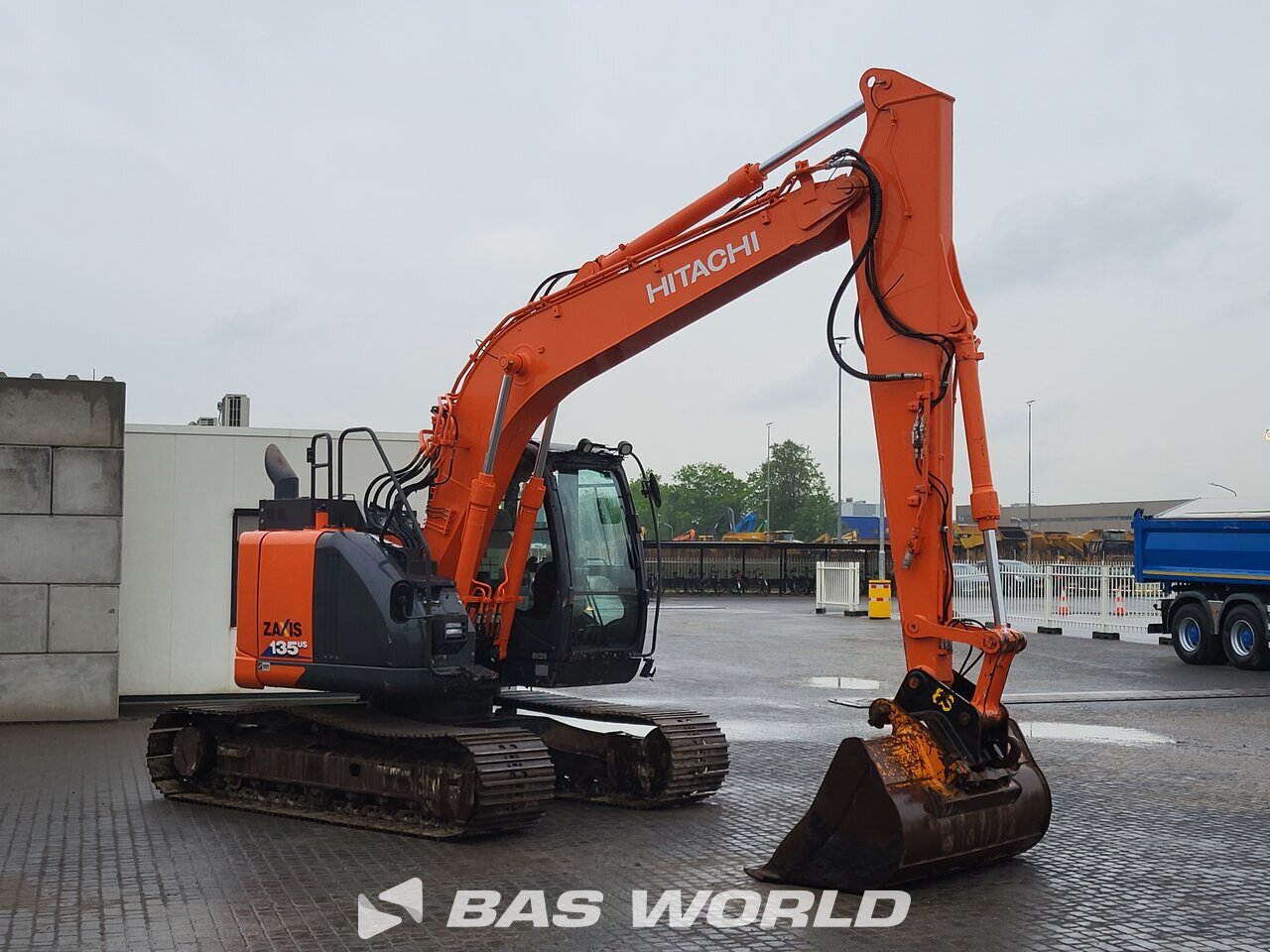 Other : Hitachi ZX135 US-6 Excavadora de cadenas