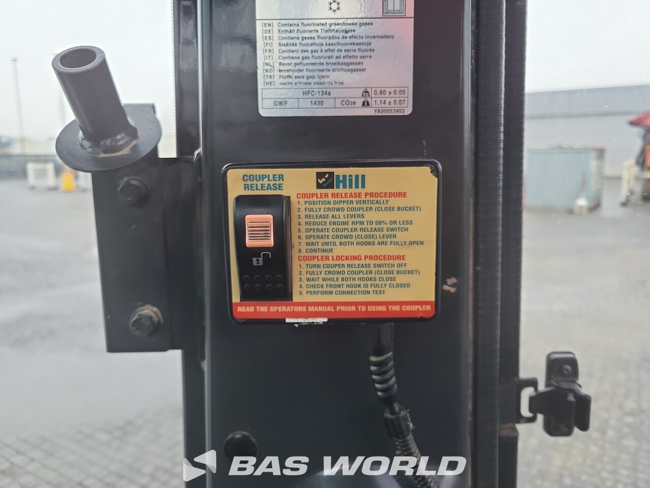 Other : Hitachi ZX135 US-6 Excavadora de cadenas