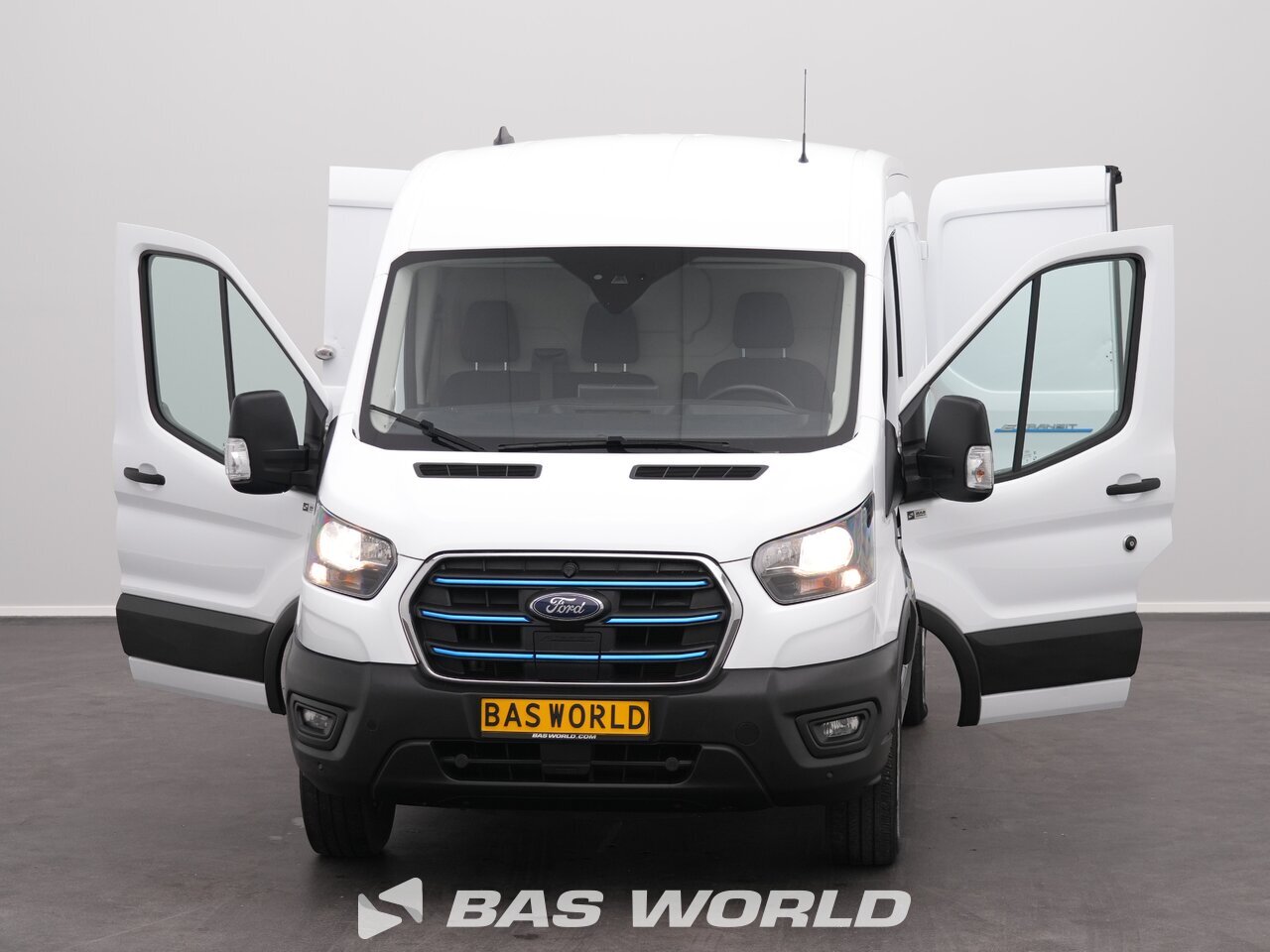 Other : Ford e-Transit 184pk Closed box van