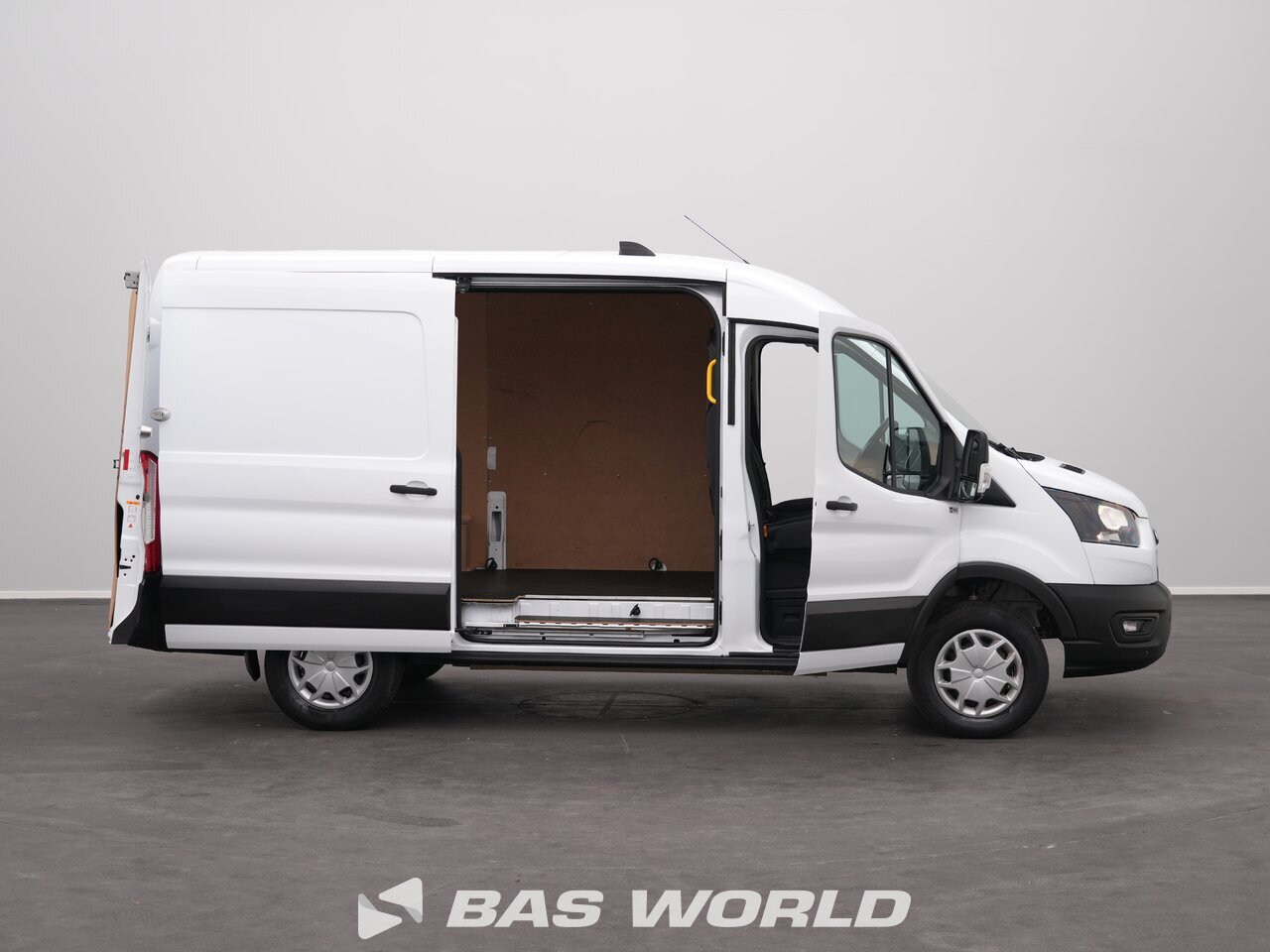 Other : Ford e-Transit 184pk Closed box van