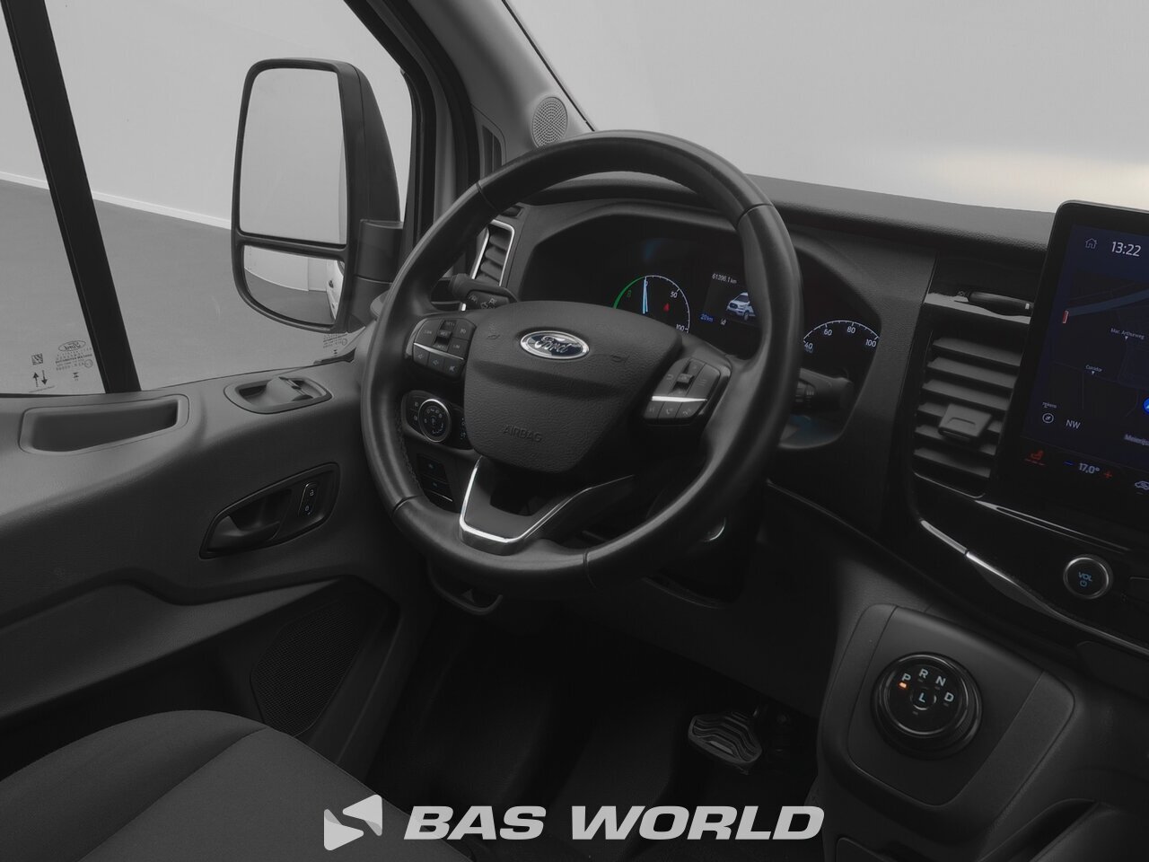 Other : Ford e-Transit 184pk Closed box van