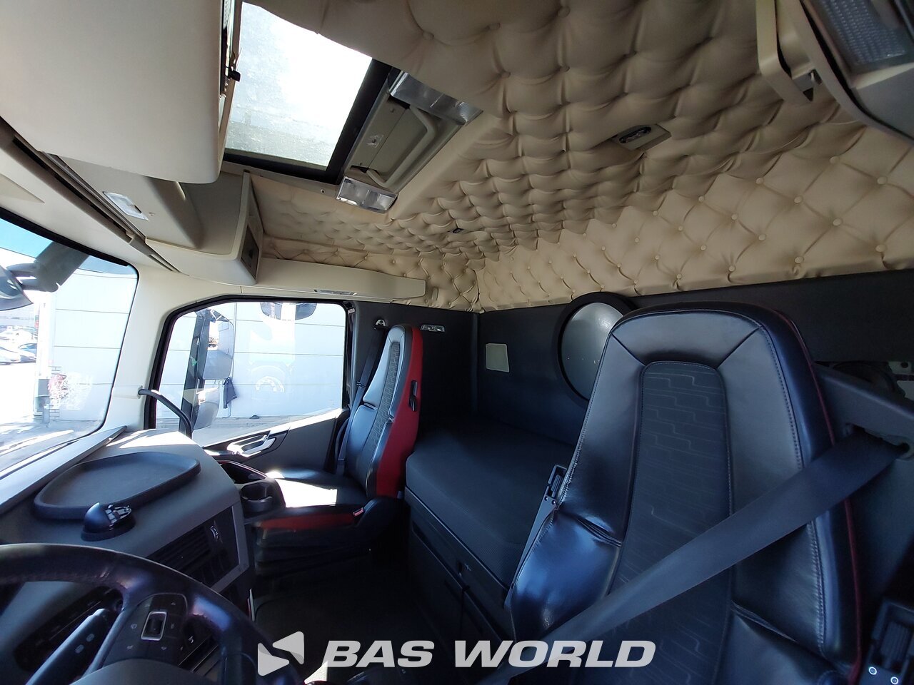 Other : Volvo FH 460 грузовик с крюковым погрузчиком