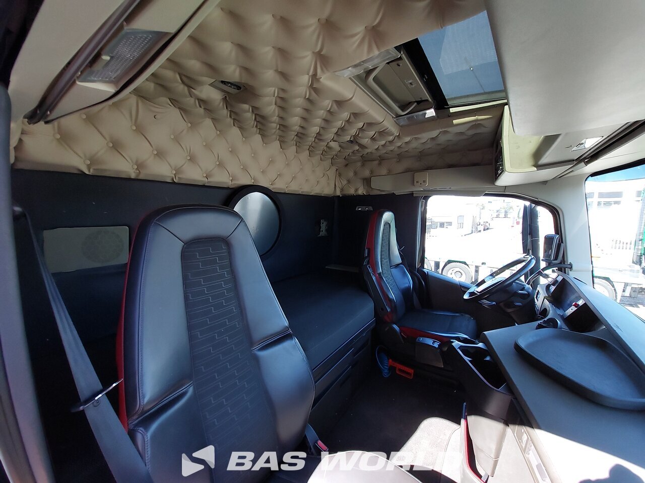 Other : Volvo FH 460 грузовик с крюковым погрузчиком