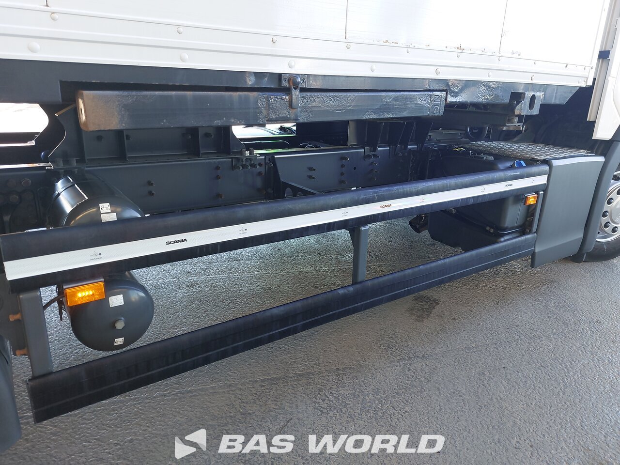 Other : Scania R410 Camion à Caisse Mobile