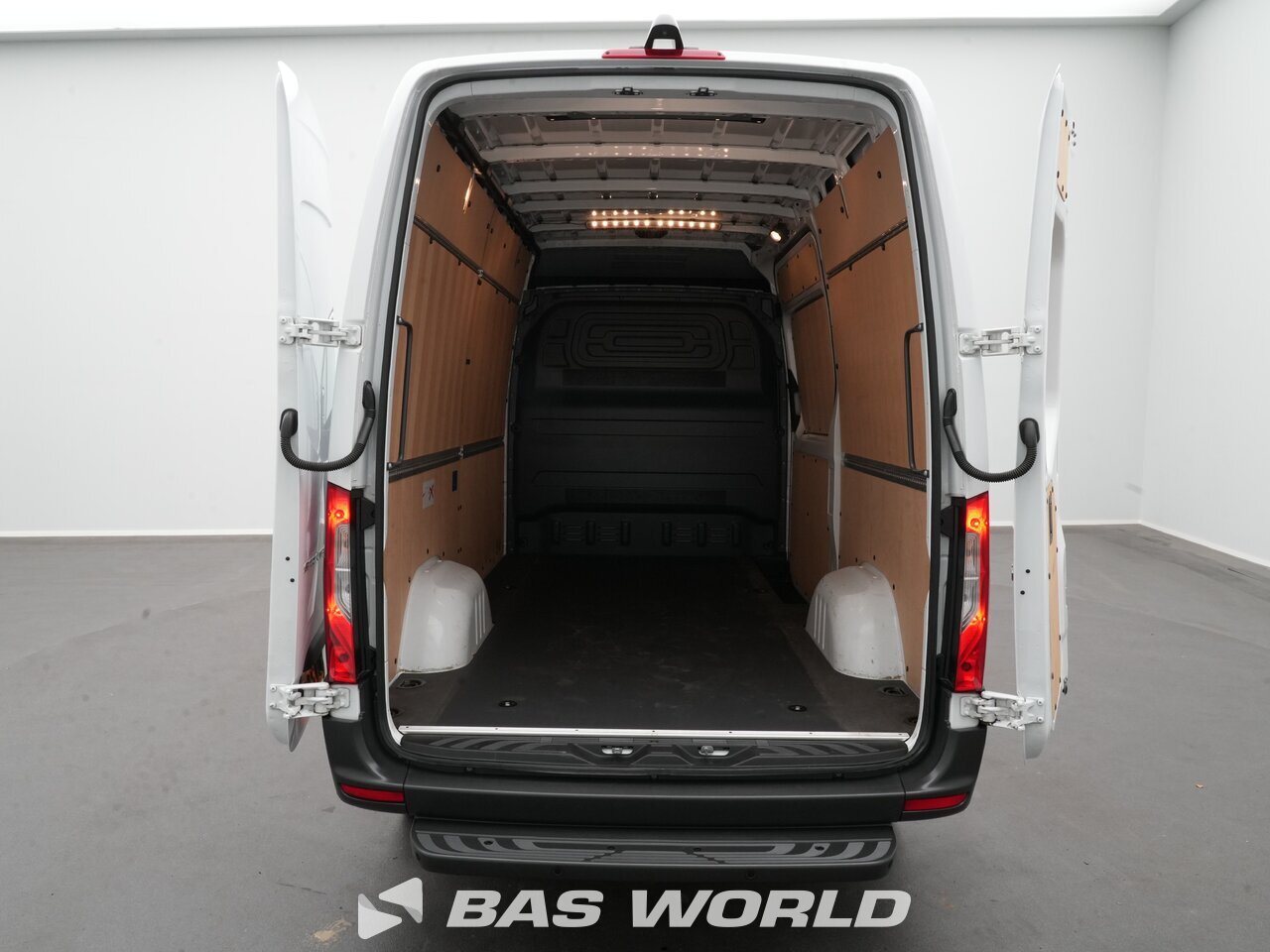 Other : Mercedes Sprinter 317 CDI Furgonetka