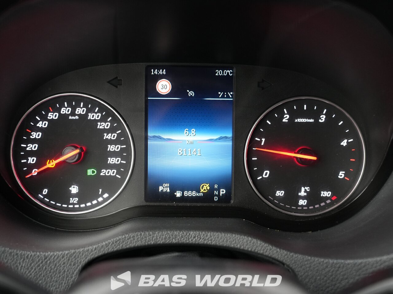 Other : Mercedes Sprinter 317 CDI شاحنة خفيفة بصندوق مغلق