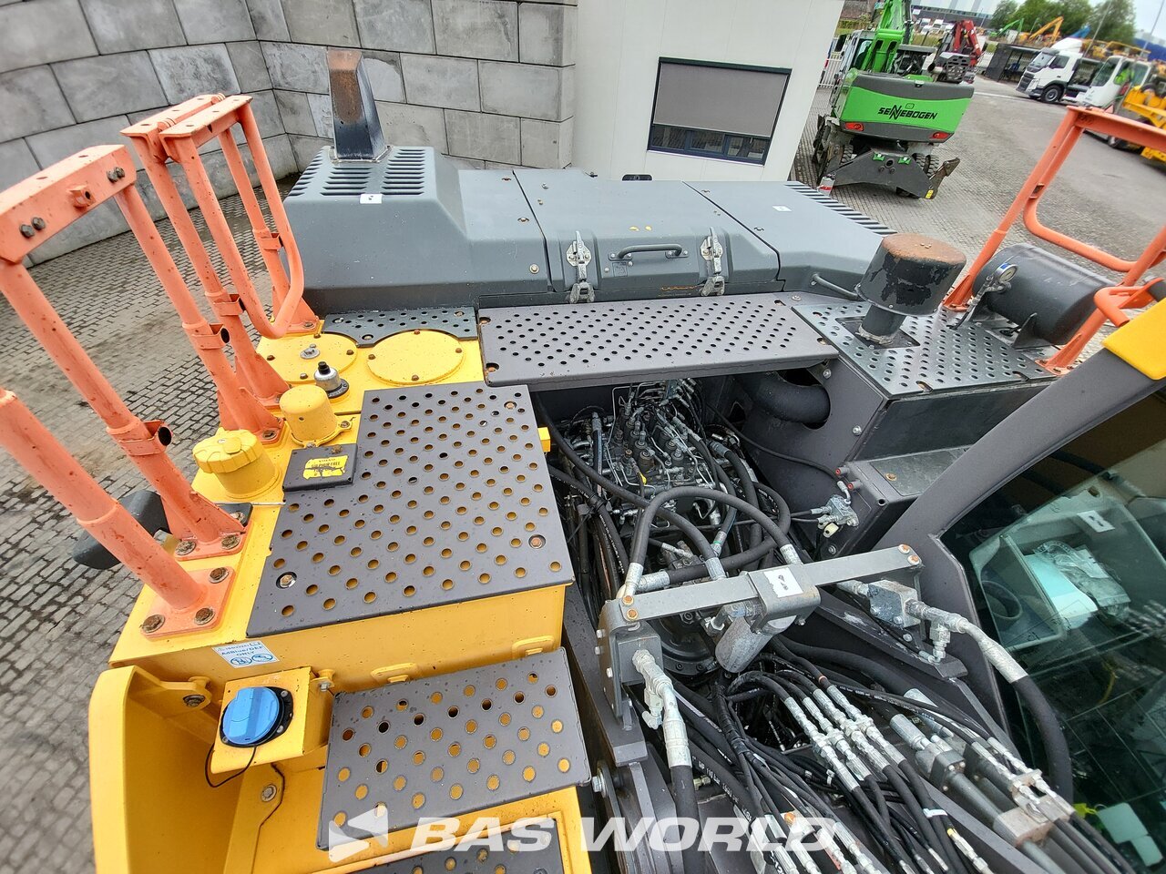 Other : Volvo EC250 E NL Excavator pe șenile