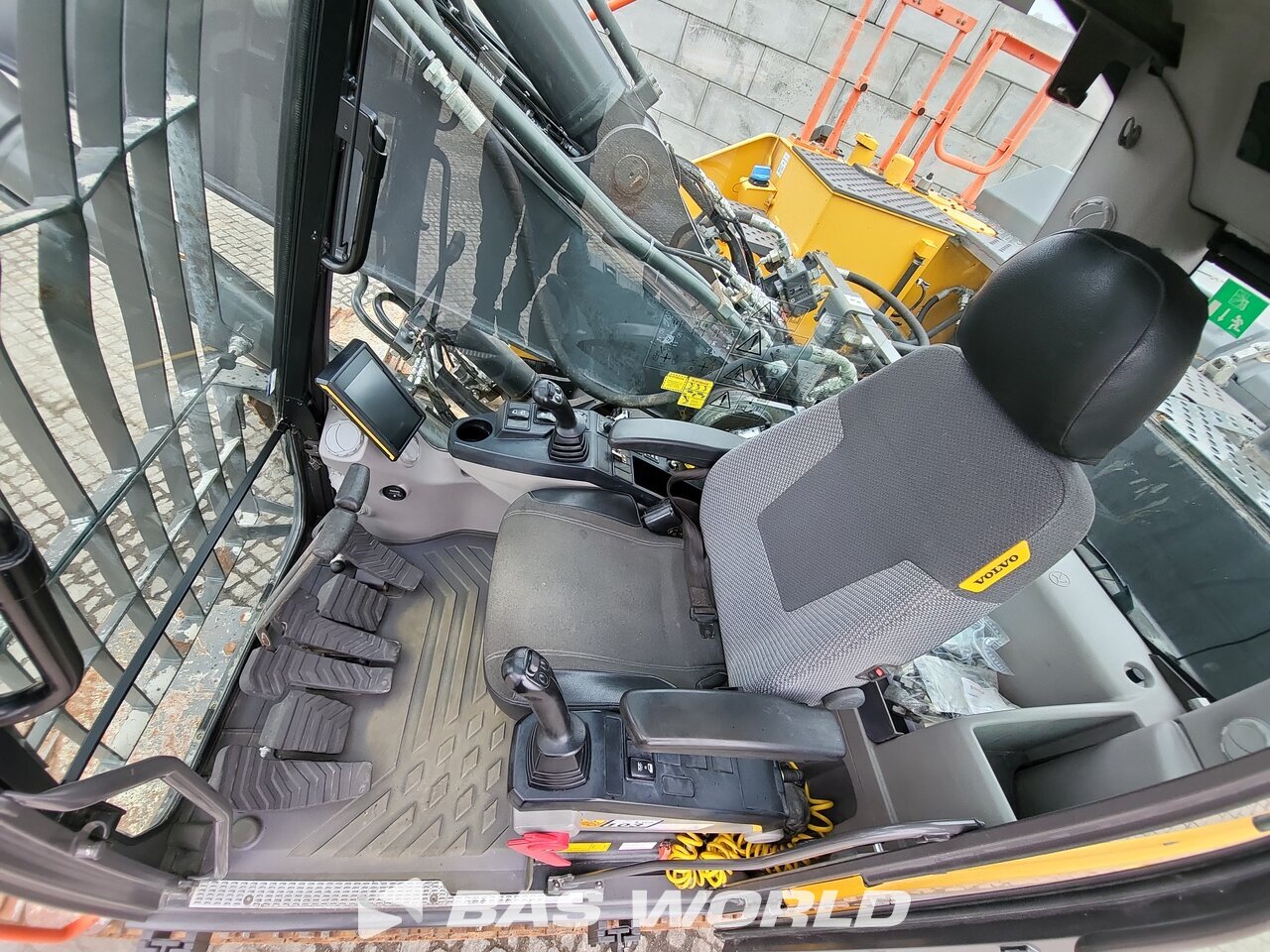 Other : Volvo EC250 E NL Excavator pe șenile