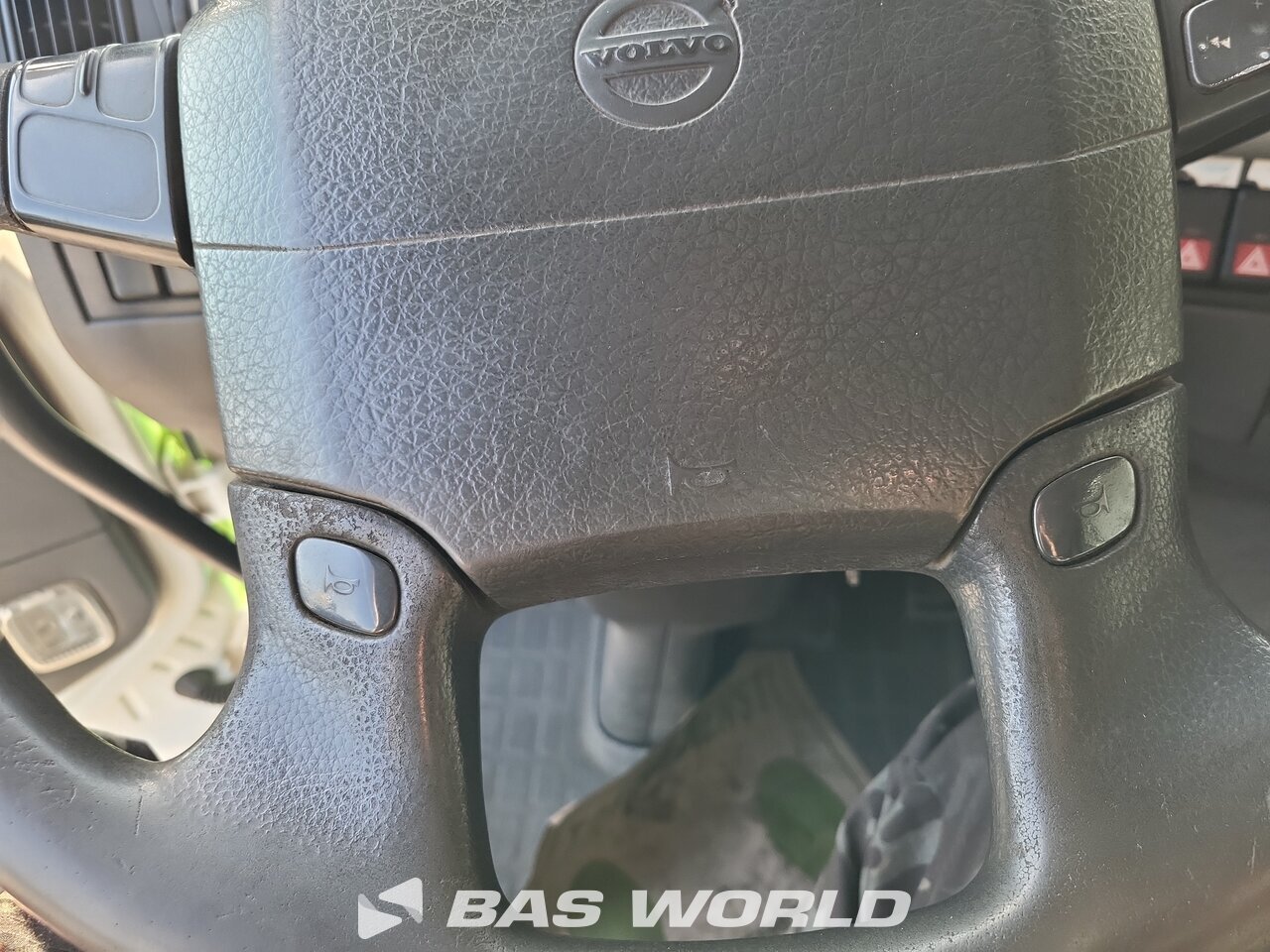 Other : Volvo FM 370 Камиони с кран с кука