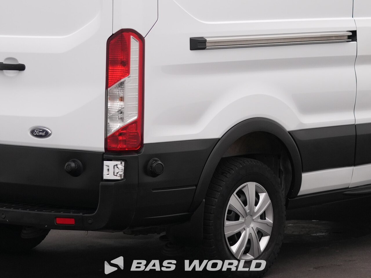 Other : Ford e-Transit 184pk Duba închisă