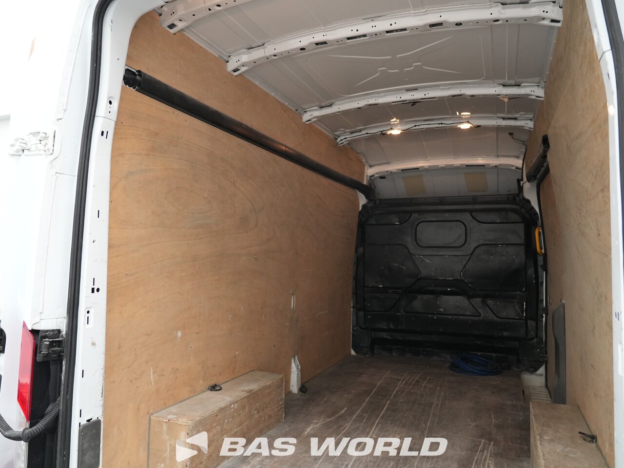Other : Ford e-Transit 184pk Duba închisă