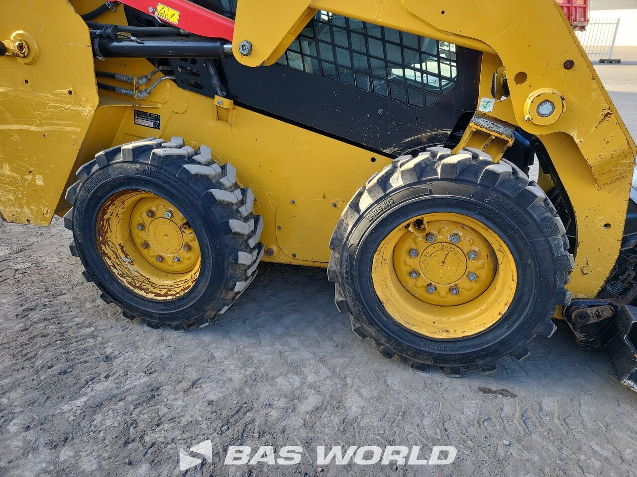 Other : Caterpillar 226 D3 لوادر انزلاقية التوجيه