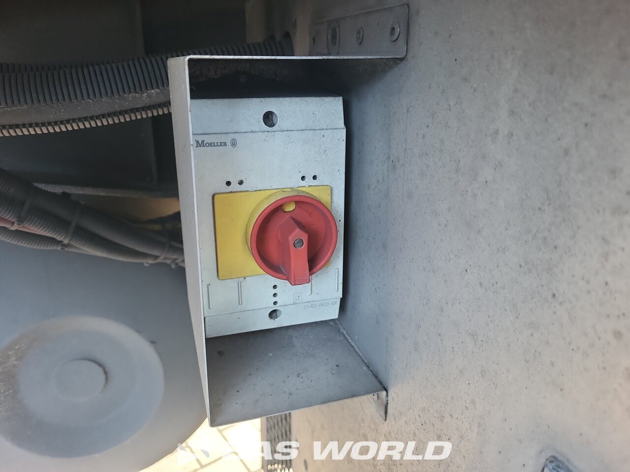 Other : Van Eck Refrigerated Semi-Trailer