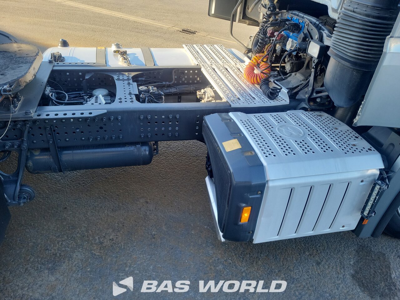 Other : Mercedes Actros 1945 Tractor