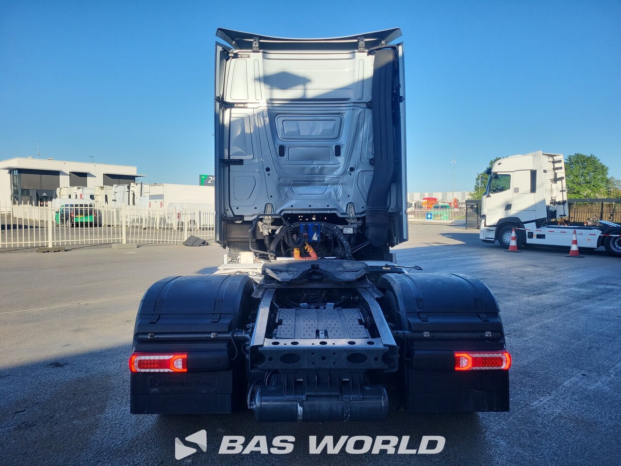 Other : Mercedes Actros 1945 Tractor