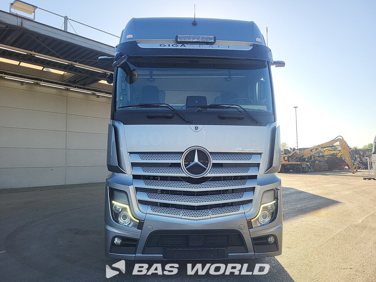 Other : Mercedes Actros 1945 Tractor