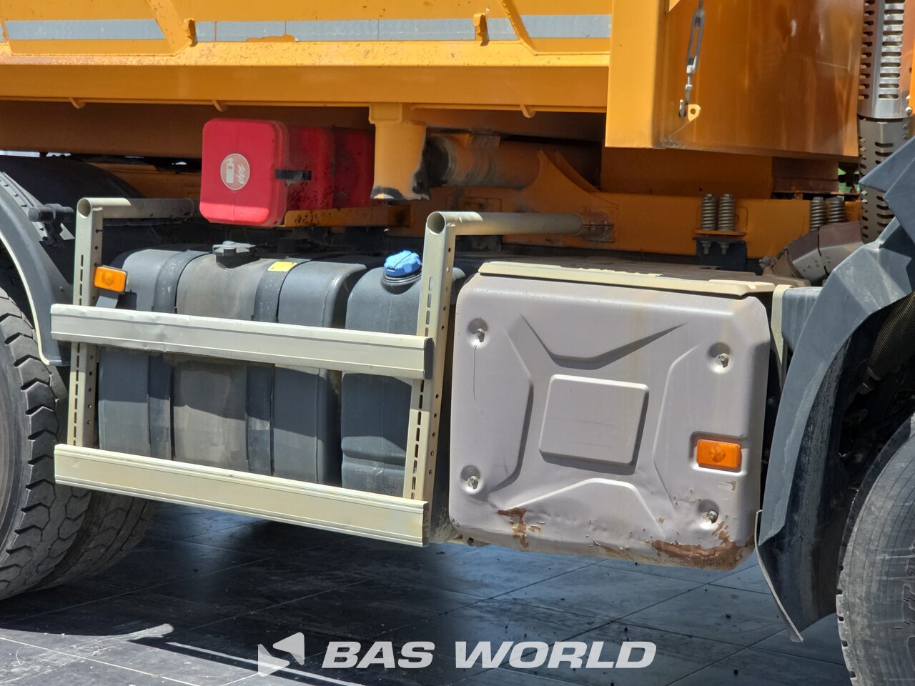 Other : Renault K 480 Camión Volquete