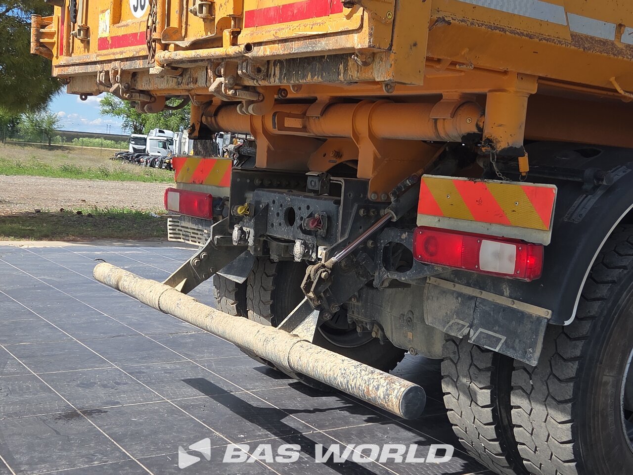 Other : Renault K 480 Camión Volquete