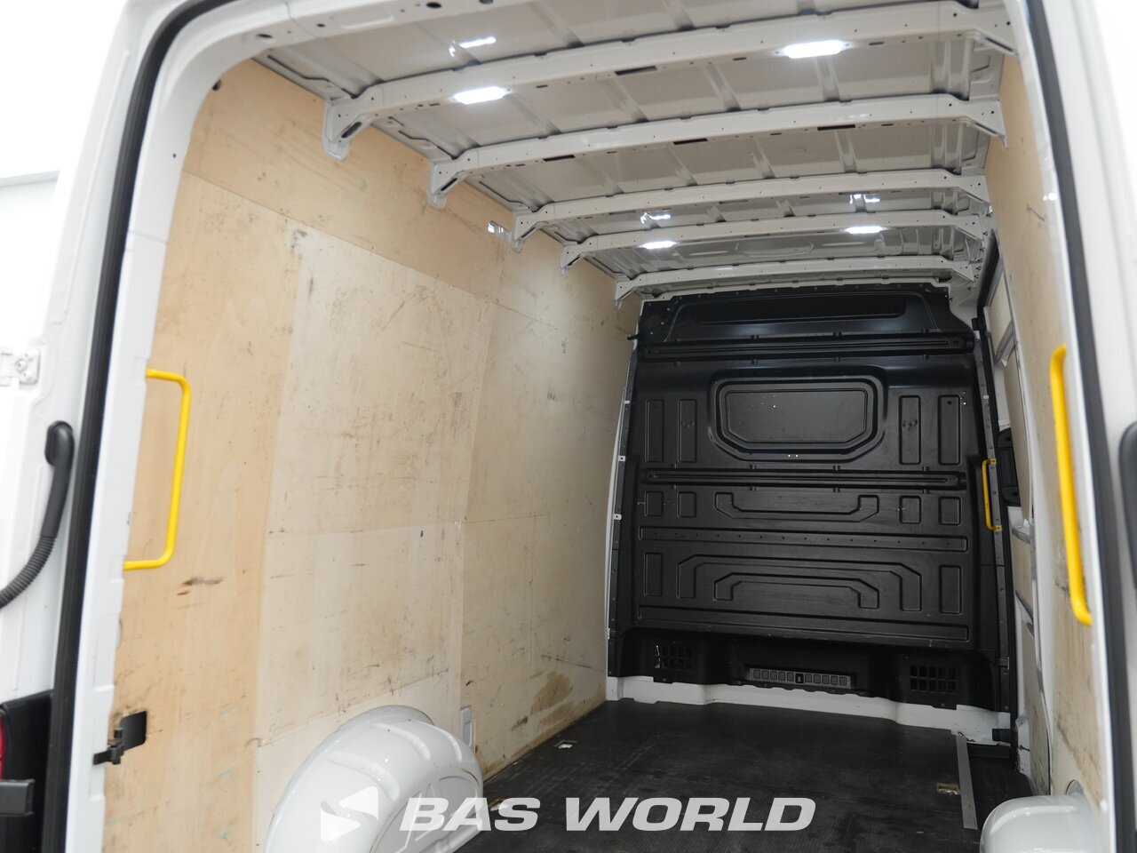 Other : Volkswagen Crafter 140pk Kastenwagen