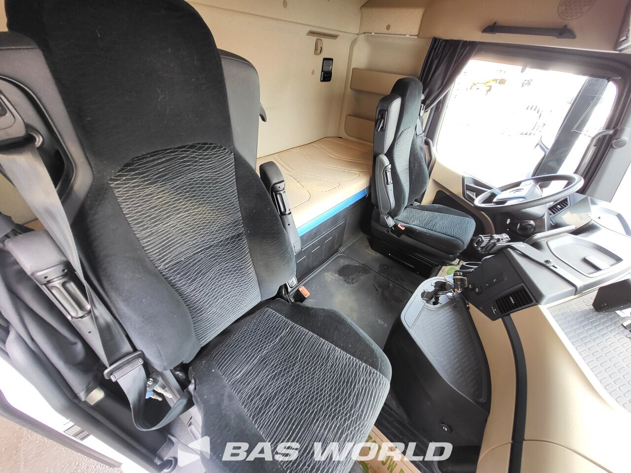 Other : Mercedes Actros 1848 شاحنة الجسم الصندوقي